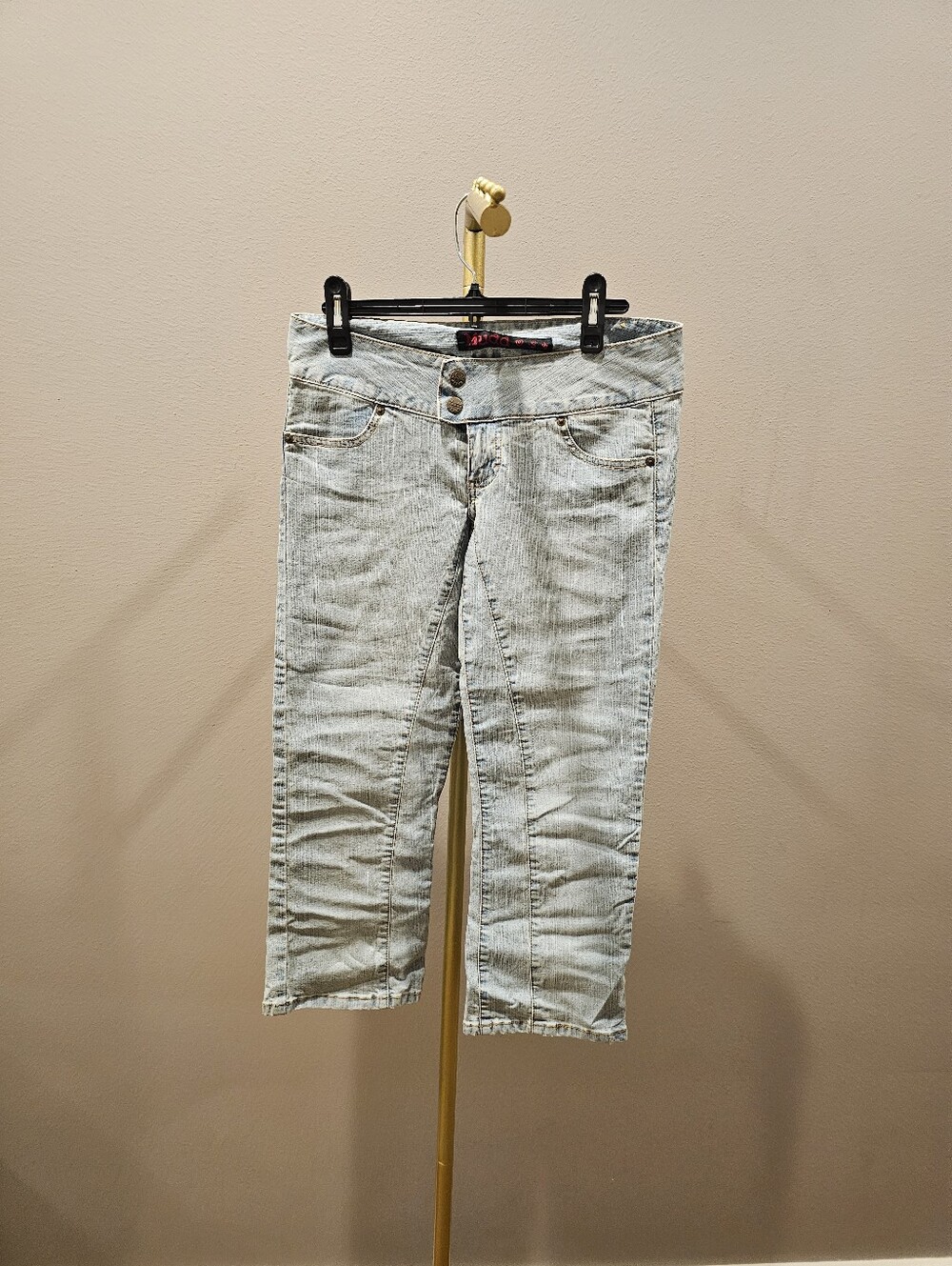 Vintage Mudd Low Rise Capris